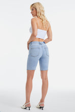 Load image into Gallery viewer, BAYEAS Mid Rise Stretch Denim Shorts