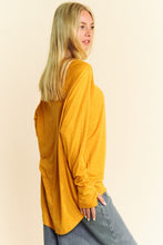 Load image into Gallery viewer, Davi &amp; Dani Solid Color Boat Neck Long Sleeve T-Shirt