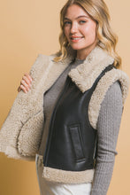 Load image into Gallery viewer, Love Tree Sherpa Zip Up Vest with Pockets