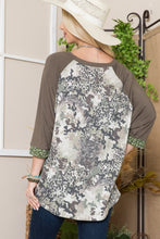 Load image into Gallery viewer, Celeste Floral Contrast Raglan Sleeve Top