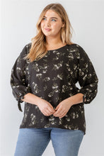 Load image into Gallery viewer, Zenobia Plus Size Floral Round Neck Blouse