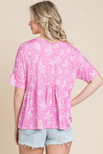 Load image into Gallery viewer, BOMBOM Floral Round Neck Peplum Blouse