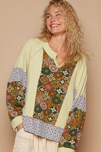Load image into Gallery viewer, POL Exposed Seam Printed Notched Raglan Sleeve Knit Top