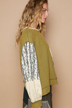 Load image into Gallery viewer, POL Exposed Seam Floral Patch Color Block Round Neck Sweatshirt