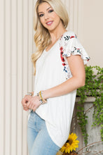 Load image into Gallery viewer, Celeste Floral Contrast Short Sleeve Top