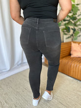 Load image into Gallery viewer, RFM High Rise Tummy Control Skinny Jeans