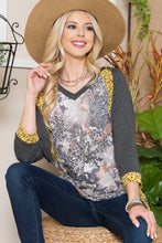 Load image into Gallery viewer, Celeste Floral Contrast Raglan Sleeve Top