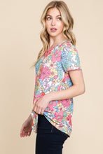 Load image into Gallery viewer, BOMBOM Floral Short Sleeve T-Shirt