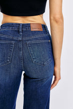 Load image into Gallery viewer, Judy Blue High Waist Tummy Control Straight Jeans