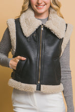 Load image into Gallery viewer, Love Tree Sherpa Zip Up Vest with Pockets