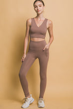 Load image into Gallery viewer, Love Tree High Waist Leggings with Side Pockets