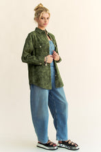 Load image into Gallery viewer, Davi &amp; Dani Curved Hem Diamond Quilted Button Up Denim Shacket