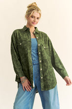 Load image into Gallery viewer, Davi &amp; Dani Curved Hem Diamond Quilted Button Up Denim Shacket