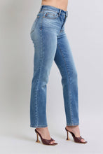 Load image into Gallery viewer, Judy Blue Wash Thermal Straight Jeans with Pockets