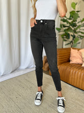 Load image into Gallery viewer, RFM High Rise Tummy Control Skinny Jeans