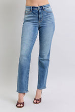 Load image into Gallery viewer, Judy Blue Wash Thermal Straight Jeans with Pockets