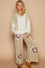 Load image into Gallery viewer, POL Waffle Knit Floral Notched Long Sleeve Top