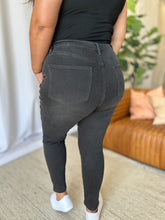Load image into Gallery viewer, RFM High Rise Tummy Control Skinny Jeans