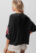 Load image into Gallery viewer, BiBi Floral Pattern Cropped Sweater