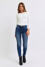 Load image into Gallery viewer, Judy Blue Mid-Rise Waist Skinny Jeans with Pockets