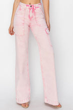 Load image into Gallery viewer, RISEN Full Rise Wide Leg Cargo Pocket Jeans