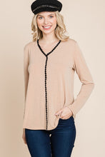 Load image into Gallery viewer, Super Lady Lace Contrast Long Sleeve Blouse