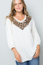 Load image into Gallery viewer, Celeste Leopard Contrast Balloon Sleeve Top