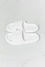 Load image into Gallery viewer, MMShoes Arms Around Me Open Toe Slide in White