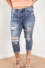 Load image into Gallery viewer, Judy Blue Wren Distressed Mid-Rise Denim Capri