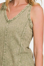 Load image into Gallery viewer, Zenana Exposed Seam V-Neck Wide Strap Tank