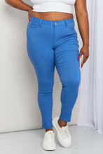 Load image into Gallery viewer, YMI Jeanswear Kate Hyper-Stretch Mid-Rise Skinny Jeans in Electric Blue