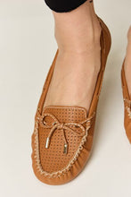 Load image into Gallery viewer, Forever Link Bow Decor Flat Loafers