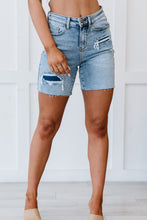 Load image into Gallery viewer, Judy Blue Hallie Mid-Length Denim Patch Shorts