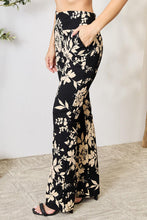 Load image into Gallery viewer, Heimish High Waist Floral Flare Pants