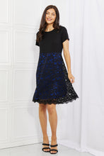 Load image into Gallery viewer, Yelete Contrasting Lace Midi Dress