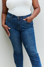 Load image into Gallery viewer, Judy Blue Aila Regular Mid Rise Cropped Relax Fit Jeans