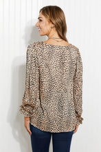 Load image into Gallery viewer, ODDI Printed Pleated Blouse