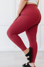 Load image into Gallery viewer, Zenana Step Aside Athletic Leggings with Pockets in Rose