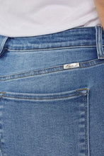Load image into Gallery viewer, Kancan Full Size Cat&#39;s Whiskers High Waist Jeans