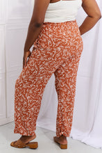 Load image into Gallery viewer, Heimish Right Angle Geometric Printed Pants in Red Orange