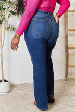 Load image into Gallery viewer, Judy Blue Flare Jeans with Pockets