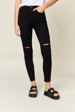 Load image into Gallery viewer, Judy Blue Distressed Tummy Control High Waist Skinny Jeans