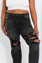 Load image into Gallery viewer, RISEN Lois Distressed Loose Fit Jeans