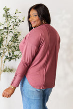 Load image into Gallery viewer, Culture Code V-Neck Exposed Seam Long Sleeve Blouse