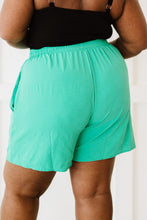 Load image into Gallery viewer, Cotton Bleu Morning Breeze Airflow Shorts in Kelly Green
