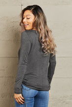 Load image into Gallery viewer, Culture Code Sweet Casual Long Sleeve Scrunch Detail Top