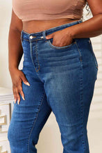 Load image into Gallery viewer, Judy Blue Straight Leg Jeans with Pockets