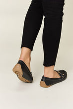 Load image into Gallery viewer, Forever Link Slip On Bow Flats Loafers