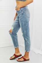 Load image into Gallery viewer, Judy Blue Malia Mid Rise Boyfriend Jeans