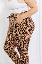 Load image into Gallery viewer, Leggings Depot Spotted Downtown Leopard Print Joggers